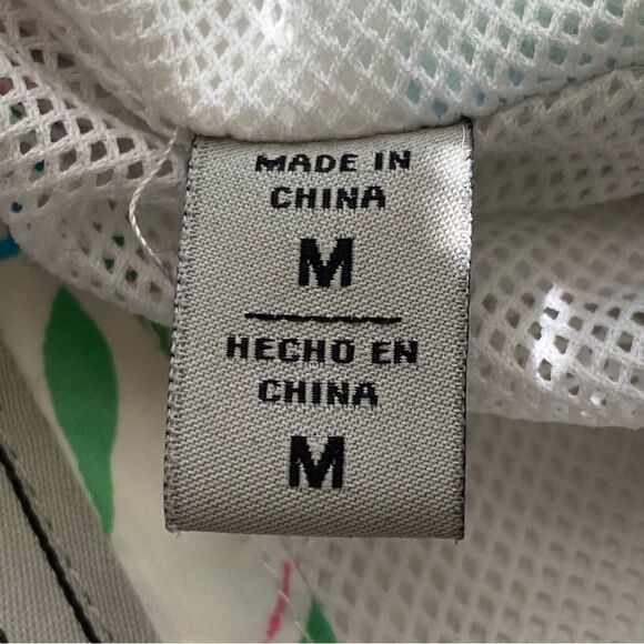 Like New Levi's White Tropical Retro Windbreaker Hooded Jacket Size Medium - Picture 13 of 16